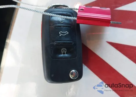 2017 Volkswagen Tiguan 2.0T/2.0T S from USA, damaged, VIN WVGAV7AX7HK010613